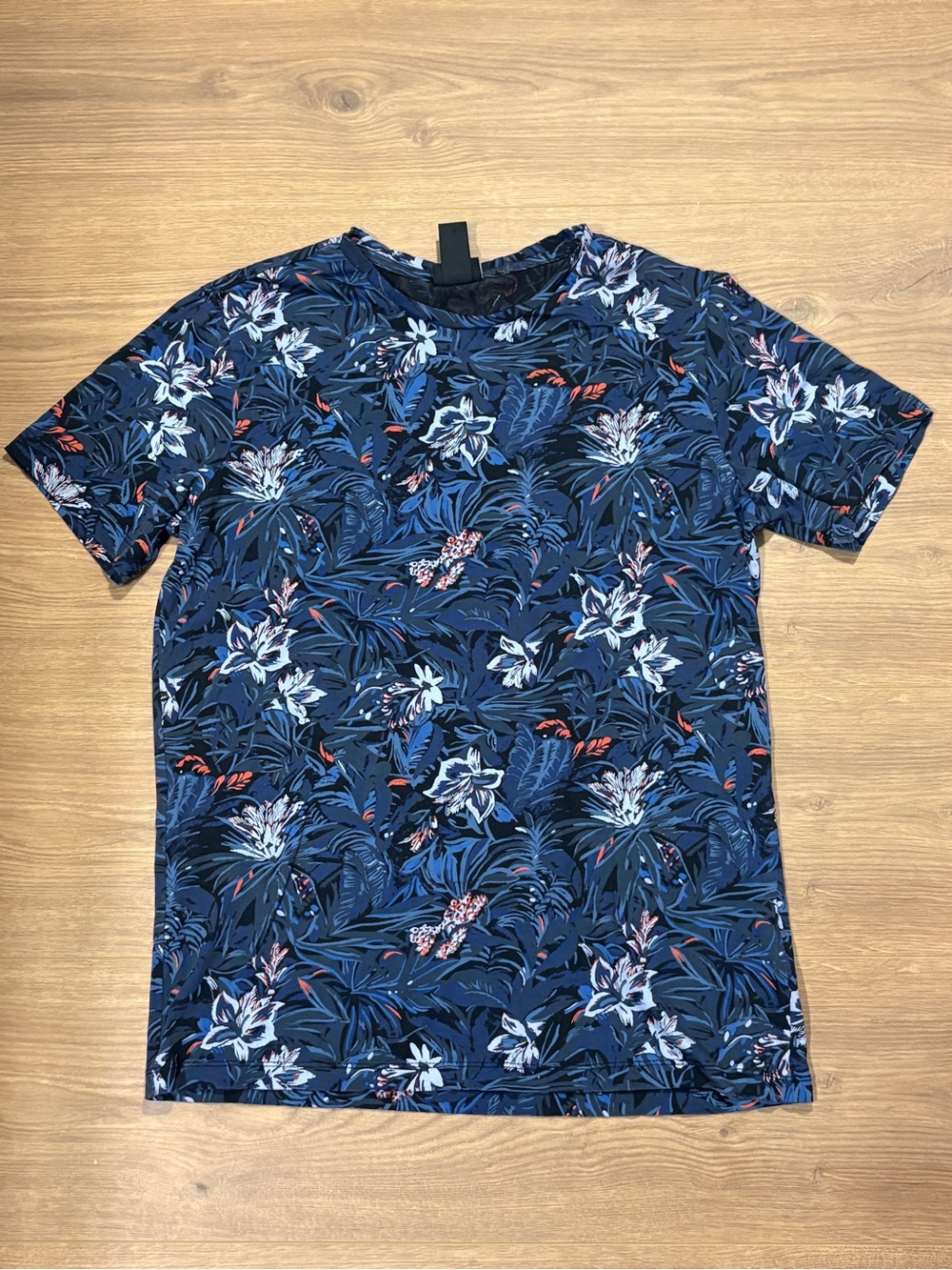 H&M Navy Floral Short Sleeve Tee with White & Red Accents
